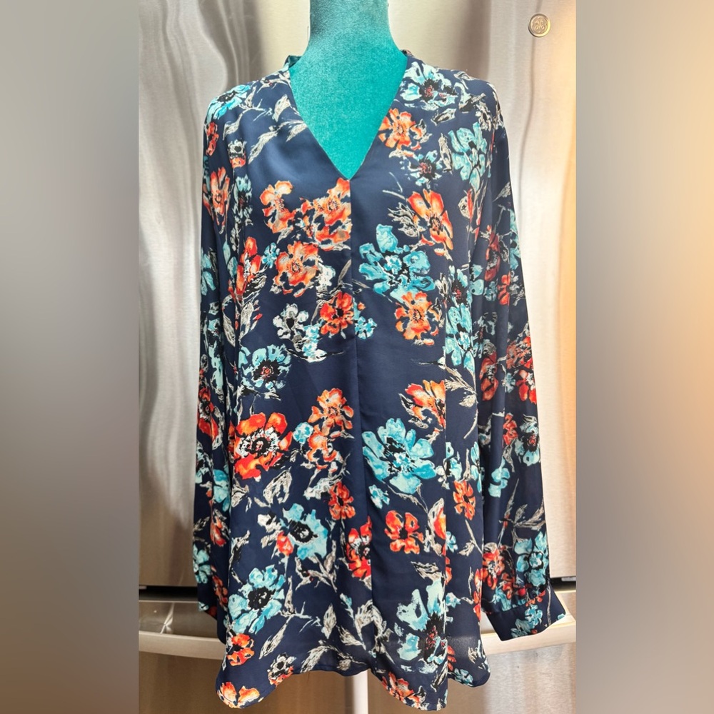 Violet & Claire Navy Floral Blouse